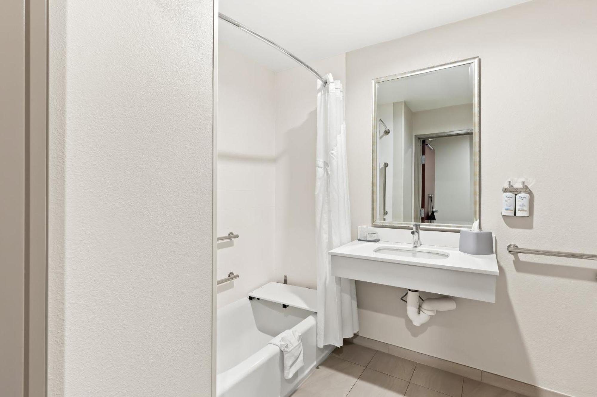 Holiday Inn Express & Suites Perry By Ihg Exteriör bild