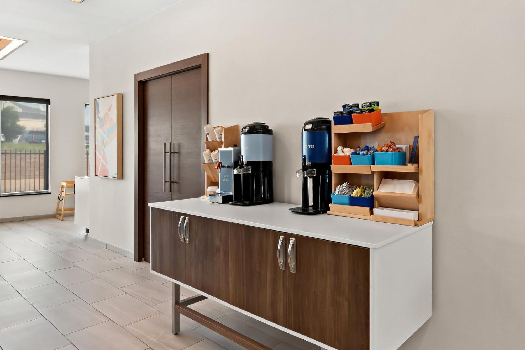 Holiday Inn Express & Suites Perry By Ihg Exteriör bild