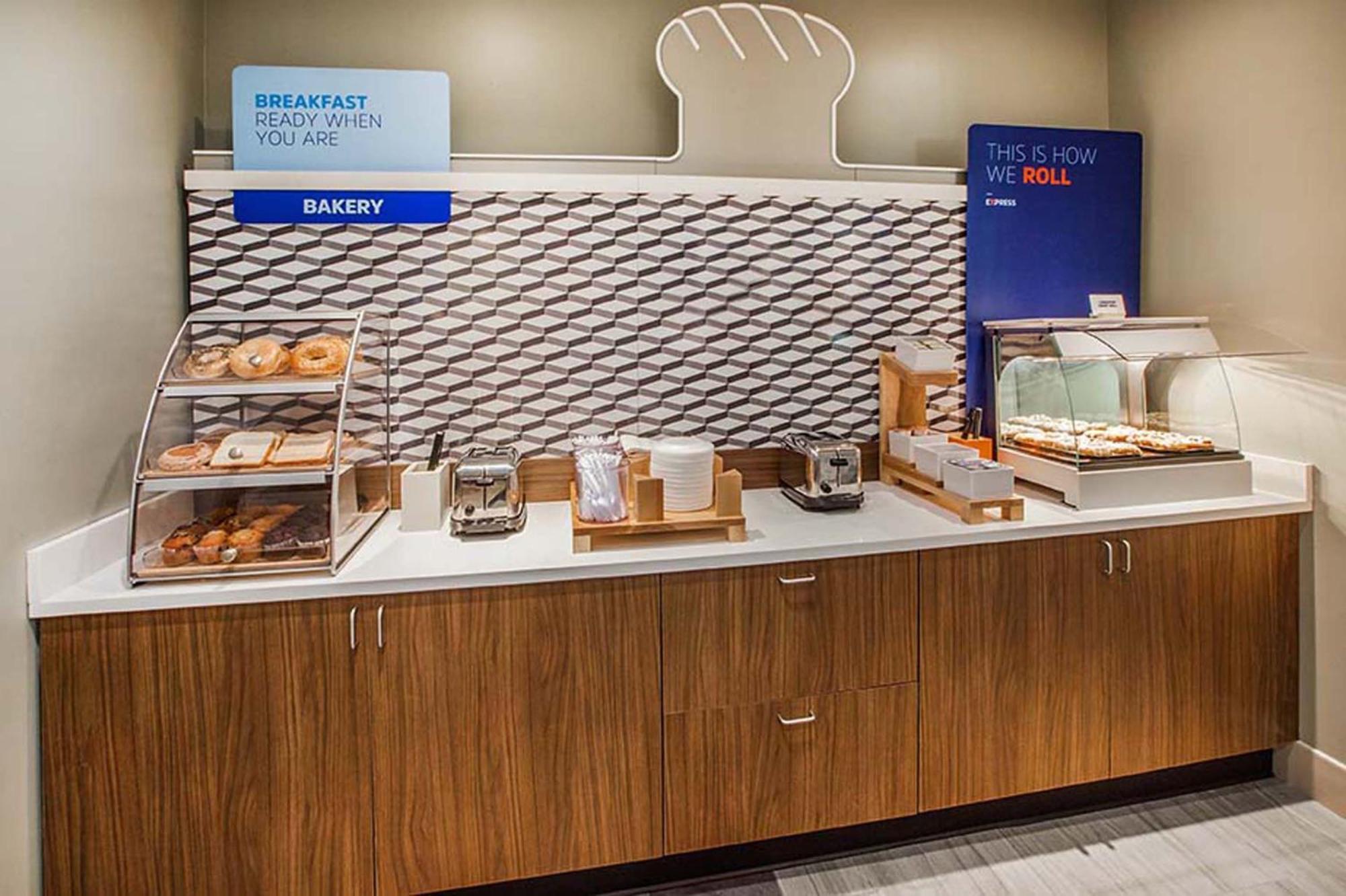 Holiday Inn Express & Suites Perry By Ihg Exteriör bild