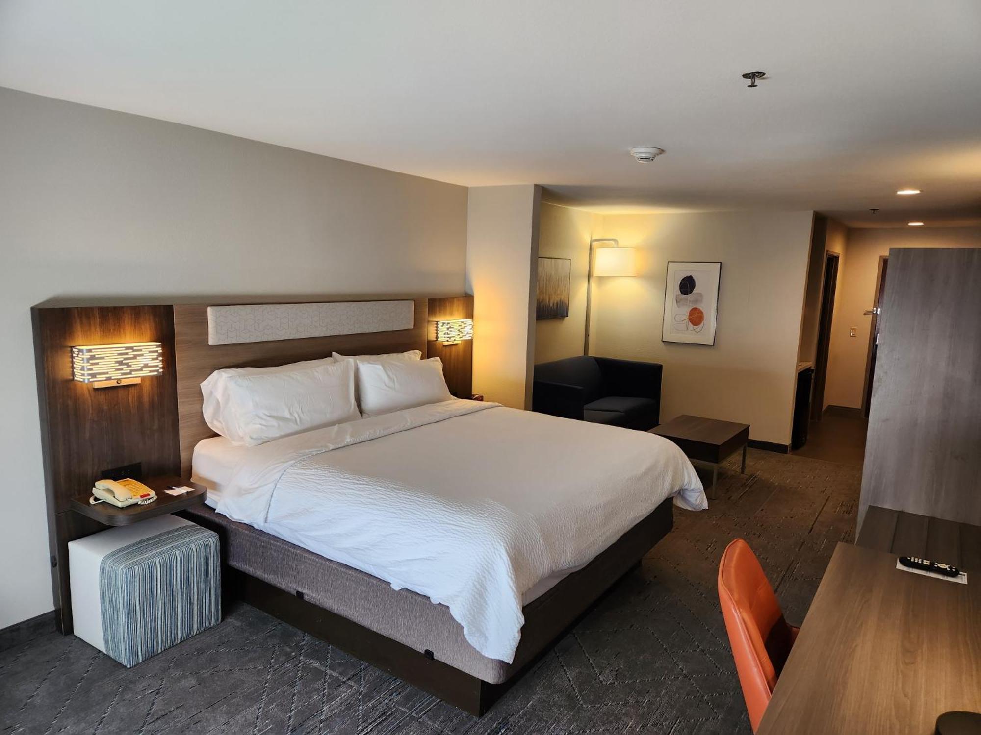 Holiday Inn Express & Suites Perry By Ihg Exteriör bild