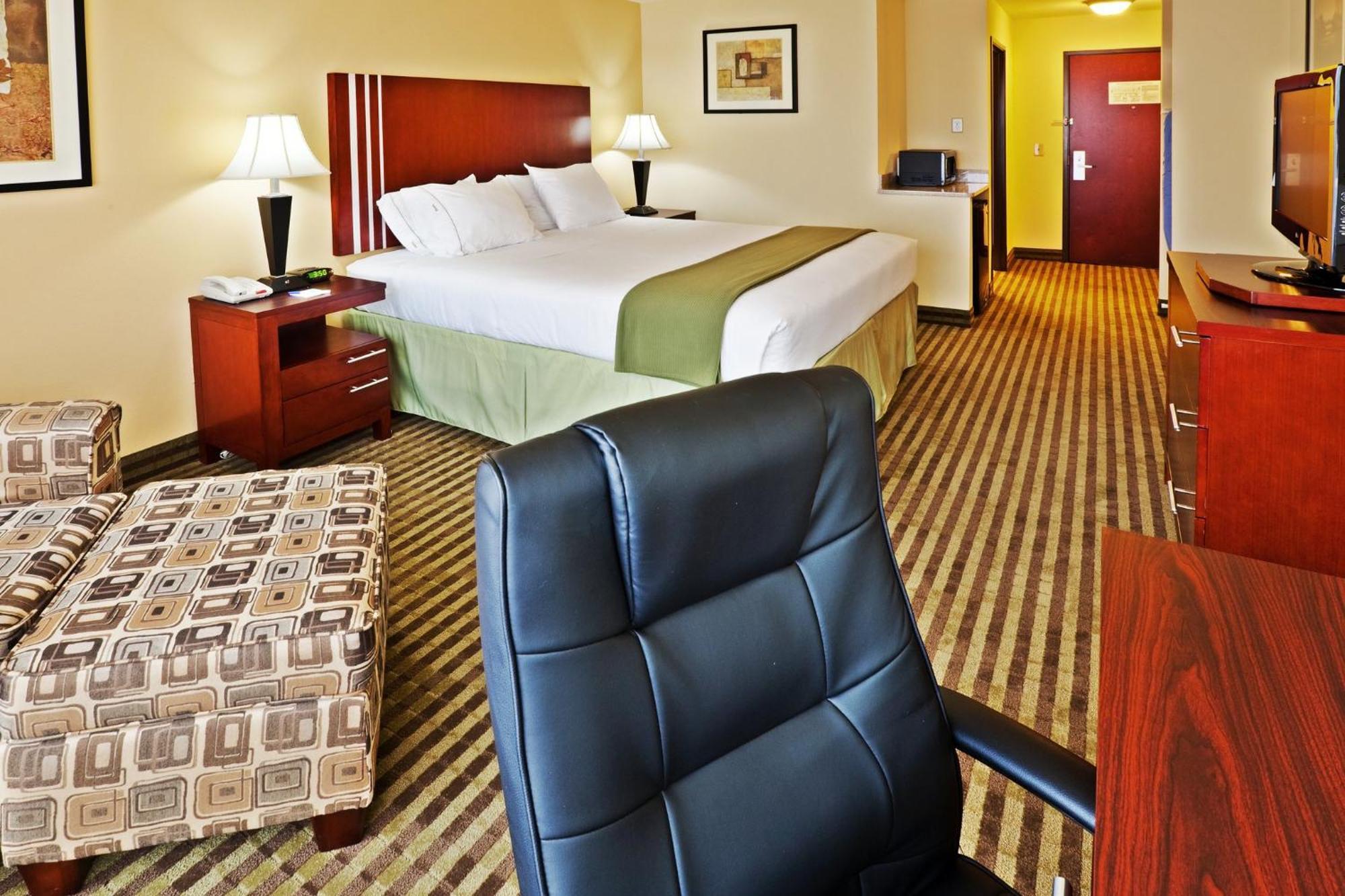 Holiday Inn Express & Suites Perry By Ihg Exteriör bild