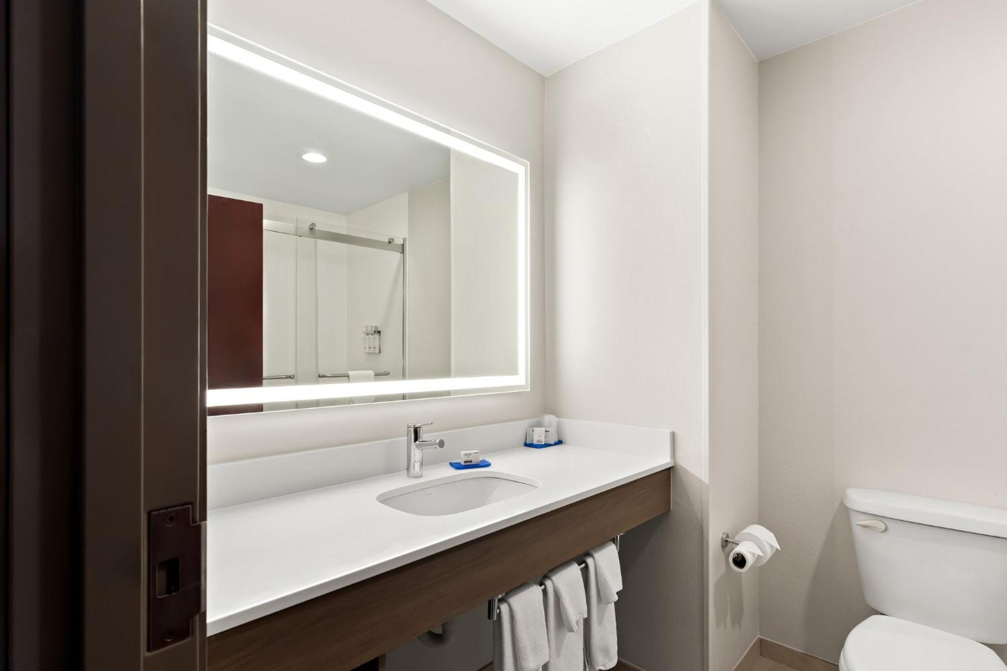 Holiday Inn Express & Suites Perry By Ihg Exteriör bild