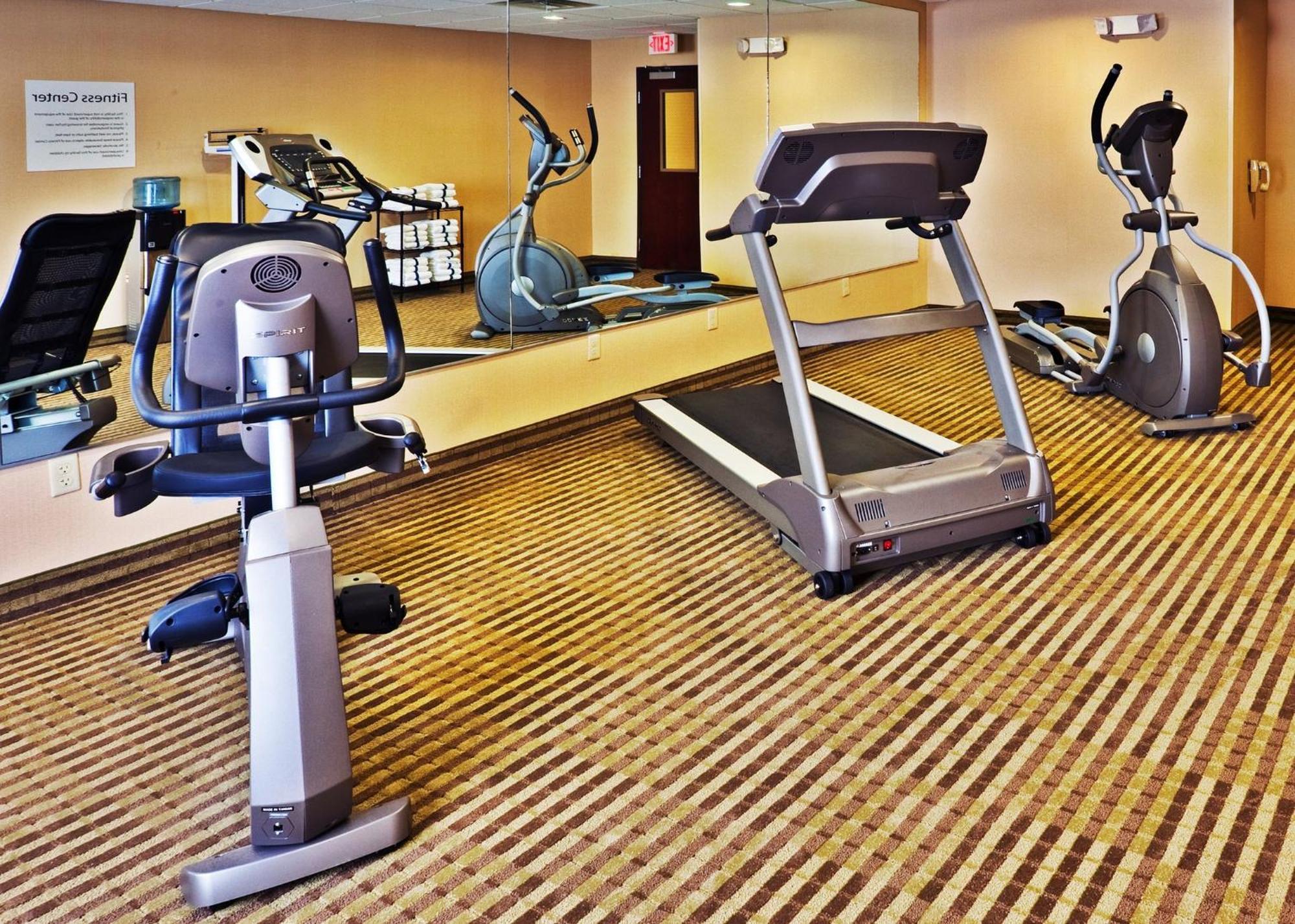 Holiday Inn Express & Suites Perry By Ihg Exteriör bild