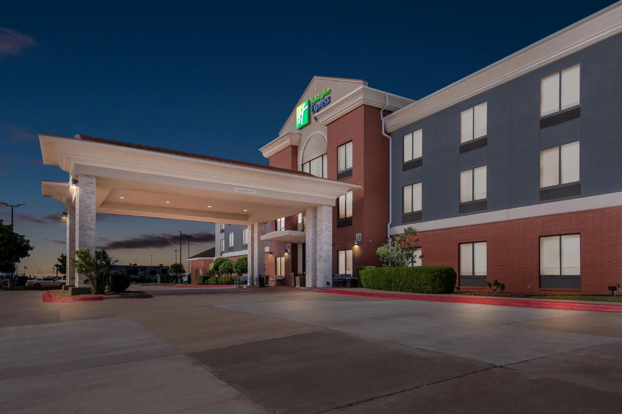 Holiday Inn Express & Suites Perry By Ihg Exteriör bild