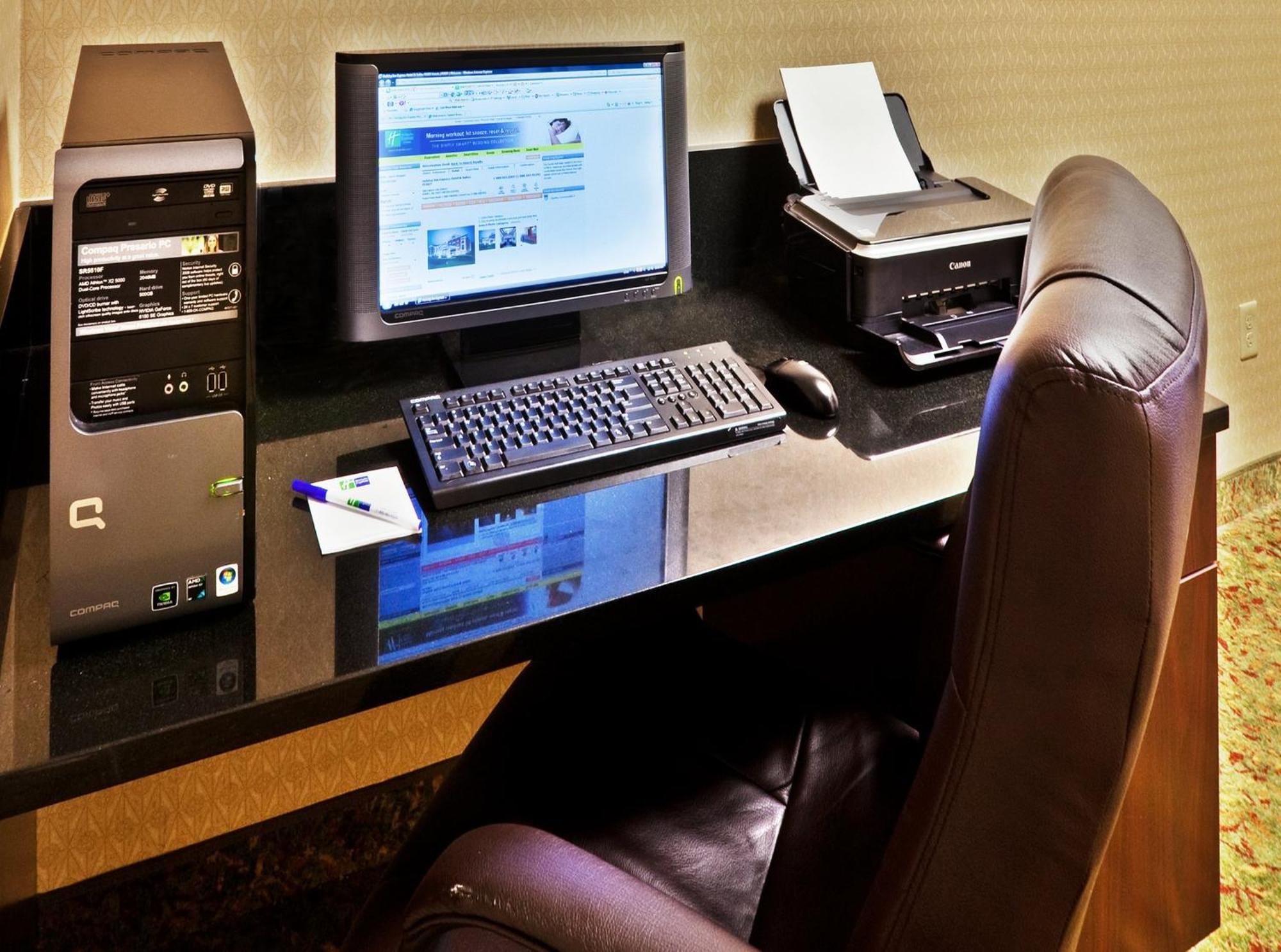Holiday Inn Express & Suites Perry By Ihg Exteriör bild